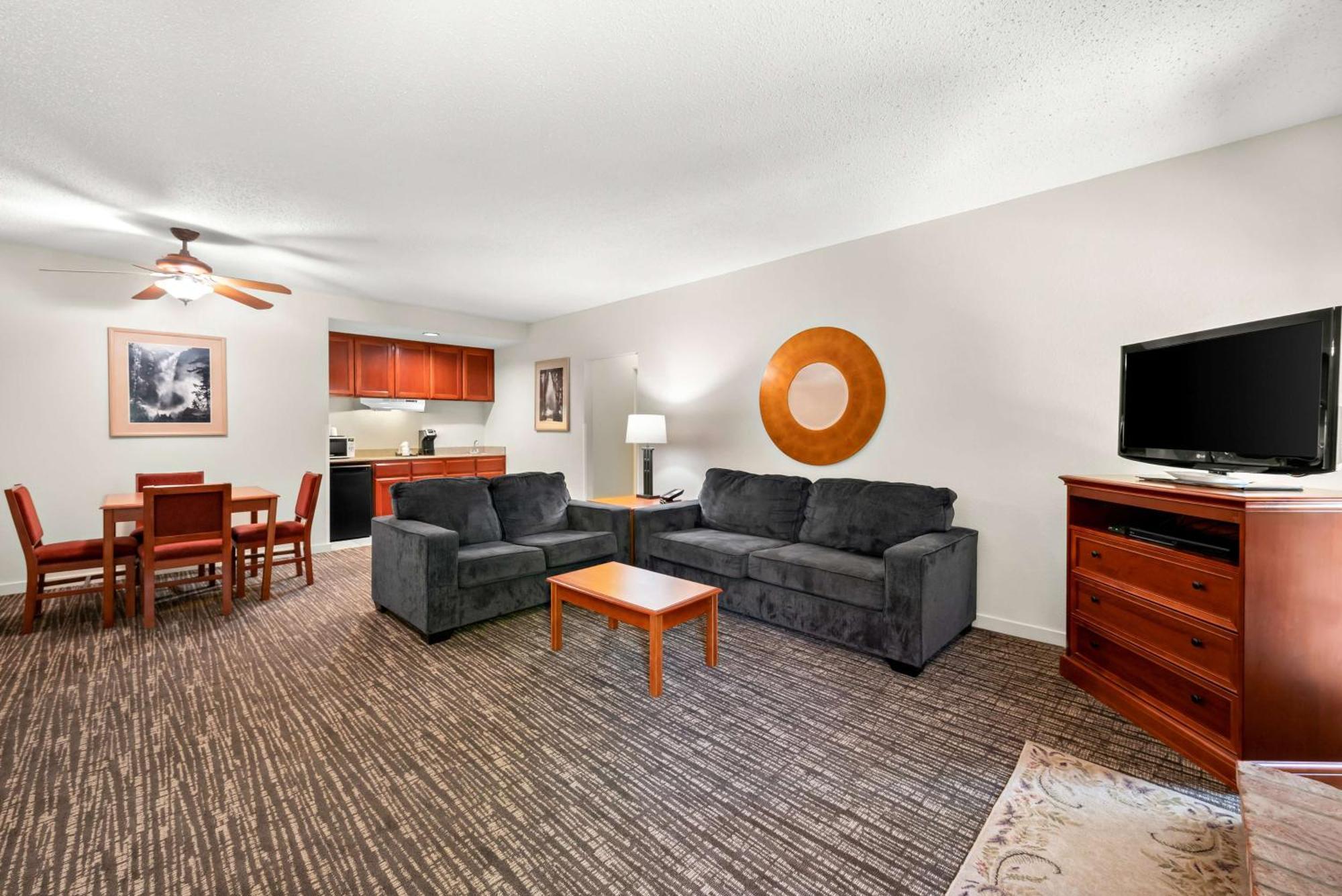 Best Western Stagecoach Inn Pollock Pines Dış mekan fotoğraf